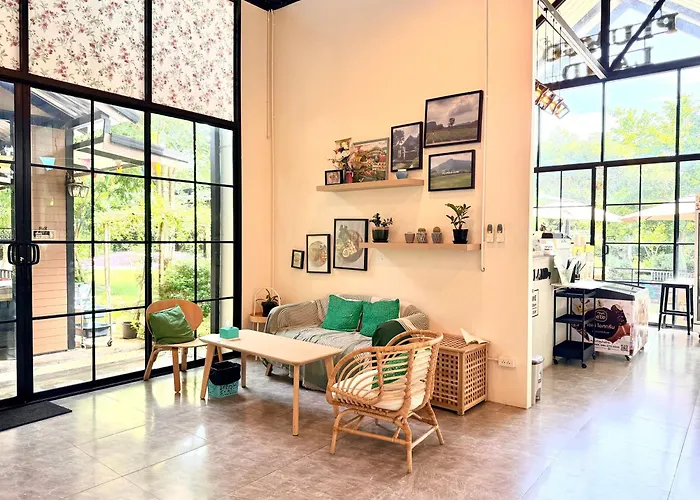 Plumgoland Resort Ratchaburi