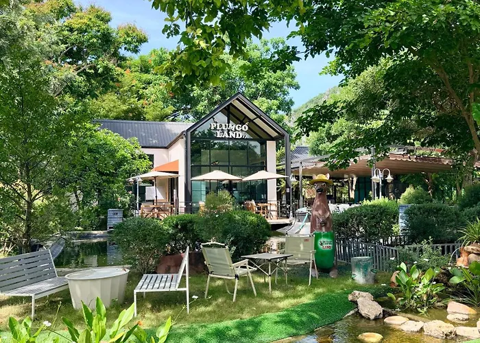 Plumgoland Resort